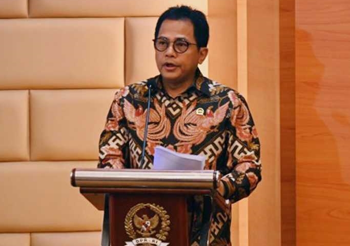 Sekjen DPR Jelaskan Asal Usul Pengadaan Gorden Rumah Dinas