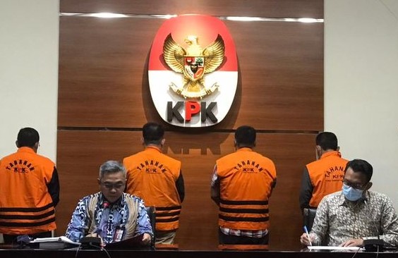 KPK Eksekusi 4 Mantan Anggota DPRD Jambi ke Lapas