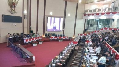 Photo of Banyak Kursi Anggota DPRD Kota Medan Kosong di Sidang Paripurna LPJ
