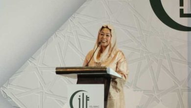 Yenny Wahid Sentil Cak Imin: Tak Usah Terlalu Ngotot