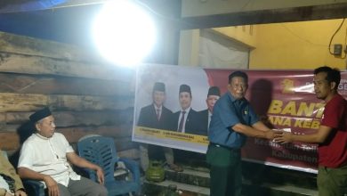 Gerak Cepat, DPC Gerindra Bone Serahkan Bantuan kepada Korban Kebakaran_Bimata.id