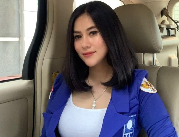 Vriska Icha, Mantan Model yang Kini Terjun ke Dunia Politik