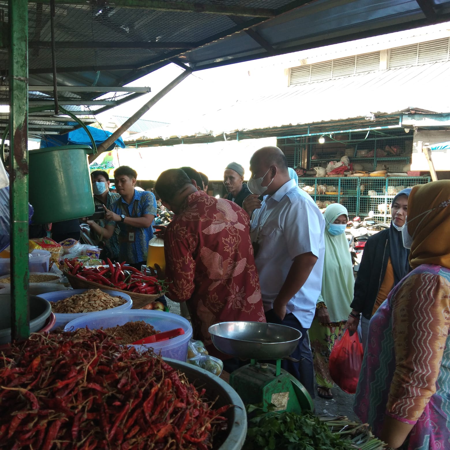 Disdag Sulsel Pantau Pasar, Harga Cabai Meroket_bimata.id