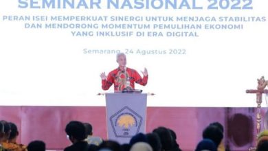 Bangkitkan Ekonomi Daerah, Ganjar Dukung Sinergi ISEI