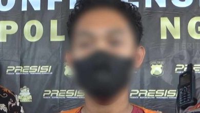 Tega! Seorang Anak di Ngawi Tusuk Ayah Kandung Hingga Tewas