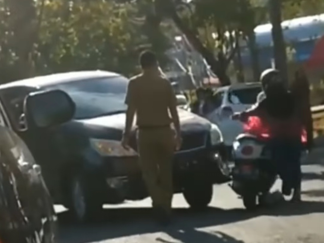 Ini Respons Bos ASN Arogan di Sinjai yang Viral Usai Tendang Motor Emak-emak-bimata.id