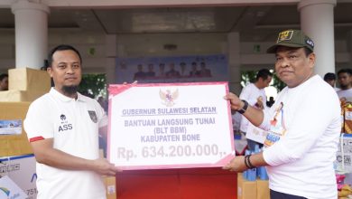 Atasi Inflasi, Andi Sudirman Beri BLT BBM Rp634 Juta di Bone_bimata.id