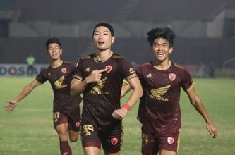 Gilas PSIS Semarang 2-0, PSM Makassar Kembali ke Puncak Klasemen_bimata.id