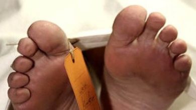 Mayat Laki-laki Ditemukan Di Lapangan Semampir Sidoarjo, Warga: Ada Darah di Dada dan Leher