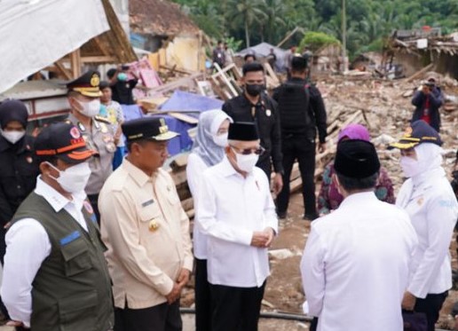 BNPB Pastikan Pembersihan Puing Rumah Gempa Cianjur Selesai dalam Kurun Waktu 40 Hari