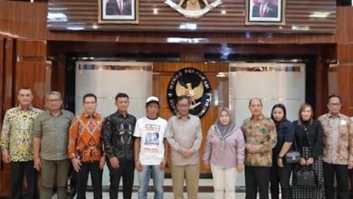 Di Hadapan Keluarga Korban Tragedi Kanjuruhan, Mahfud MD: Terus Kita Kawal