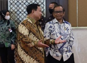 Momen Prabowo Subianto Dampingi Presiden Jokowi di Rapim TNI-Polri Tahun 2023