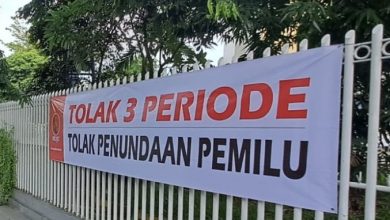 MK Tolak Gugatan Jabatan Presiden 3 Periode: Mahkamah Tak Miliki Alasan Hukum Kuat