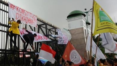 Gelar Aksi, BEM SI Tuntut DPR dan Pemerintah Cabut Perppu Cipta Kerja