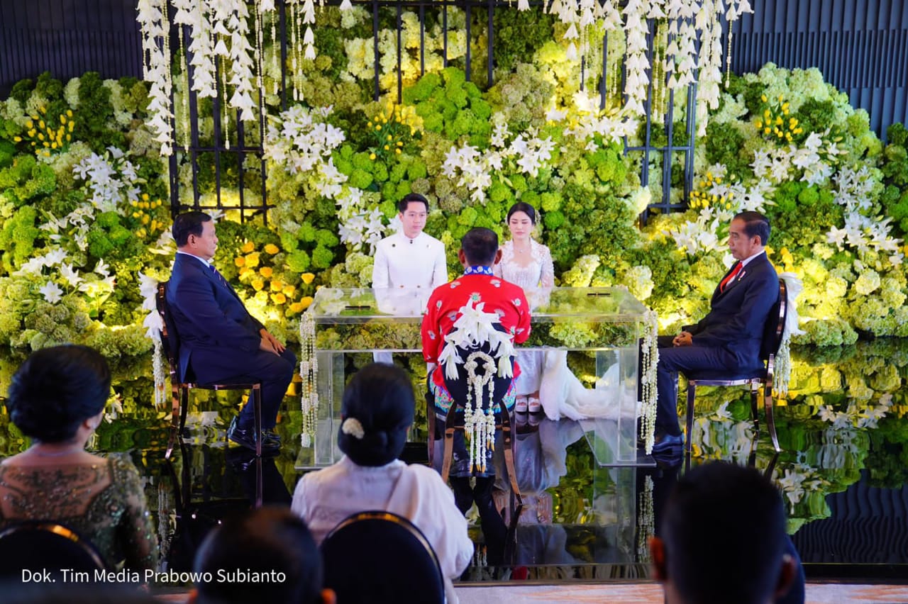 Jokowi-Prabowo Makin Kompak di Nikahan Putri HT, Begini Pandangan Pengamat_bimata.id