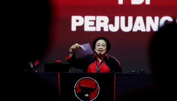 Megawati Kumpulkan Anggota DPR Fraksi PDIP, Ada Apa?