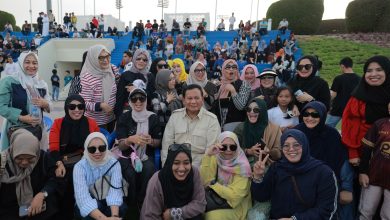 Emak-emak Indonesia di Qatar Histeris Jumpa Prabowo_bimata.id