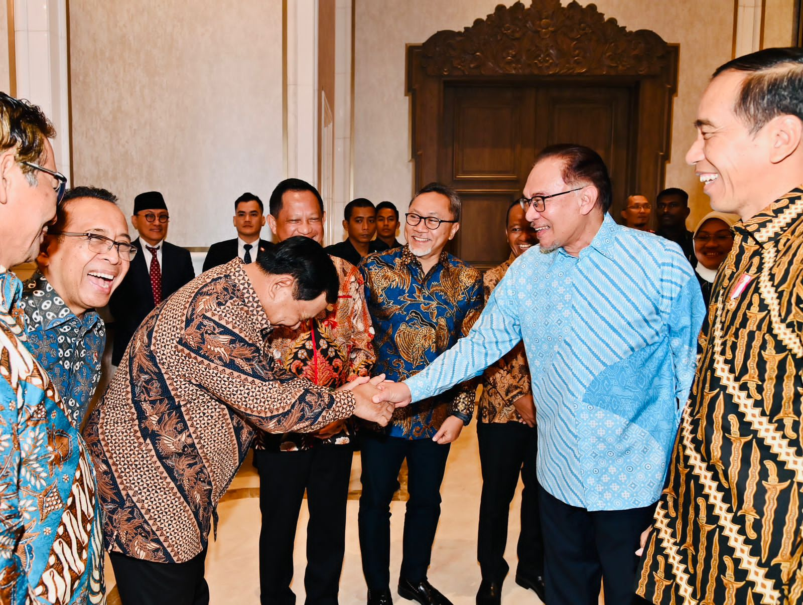 Lawatan ke Malaysia, Begini Keakraban Jokowi Bersama Anwar Ibrahim dan Prabowo_bimata.id