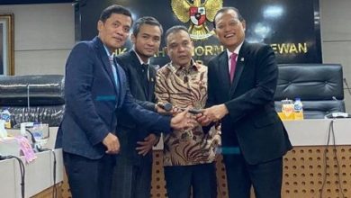 Imron Amin Resmi Dilantik Sebagai Wakil Ketua MKD DPR