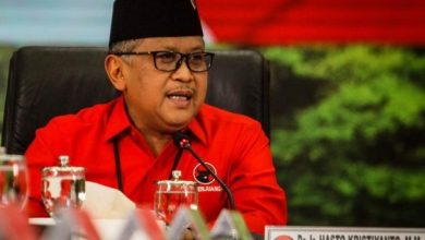 Plate Sebut Proyek BTS Perintah Presiden Jokowi, PDIP: Pengguna Anggaran Berada di Menteri