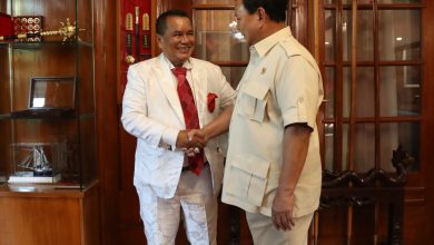 Boyong Dua Putranya, Hotman Paris Temui Prabowo di Kemenhan_bimata.id