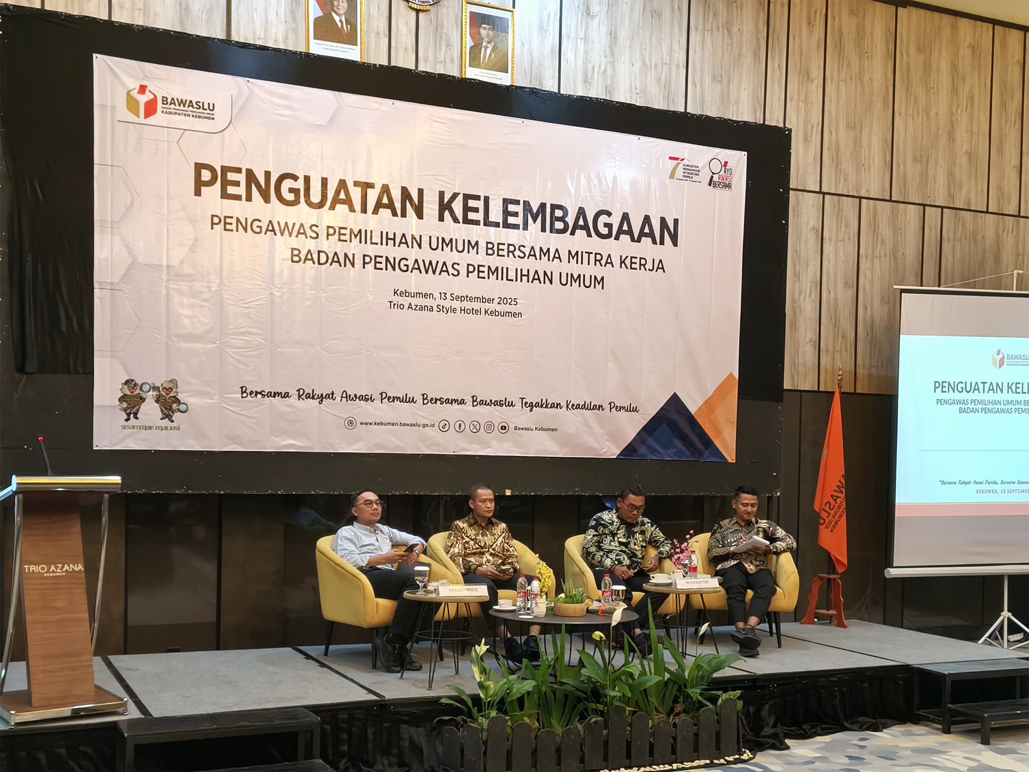 Azis Subekti dalam kegiatan Penguatan Kelembagaan Pengawas Pemilihan Umum Bersama Mitra Kerja Bawaslu di Kebumen, Sabtu (13:9:2025)